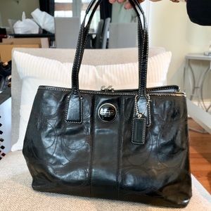 Coach Charcoal Black/Gray Leather Shoulder handbag